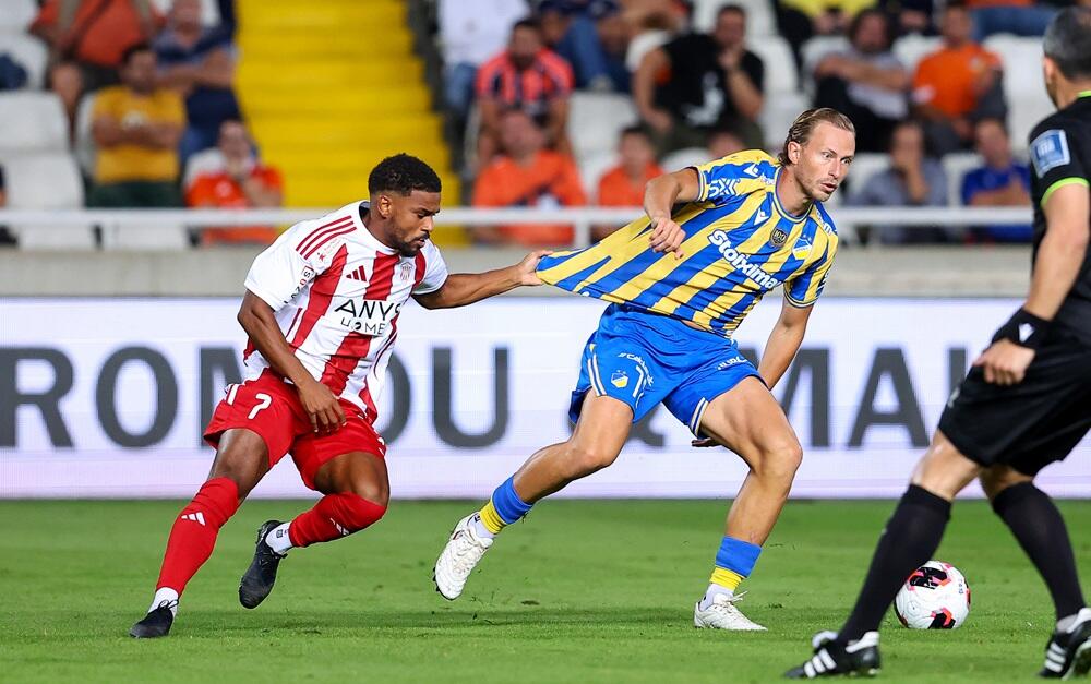 LIVE: ΑΠΟΕΛ - Νέα Σαλαμίνα 0-0 thumb