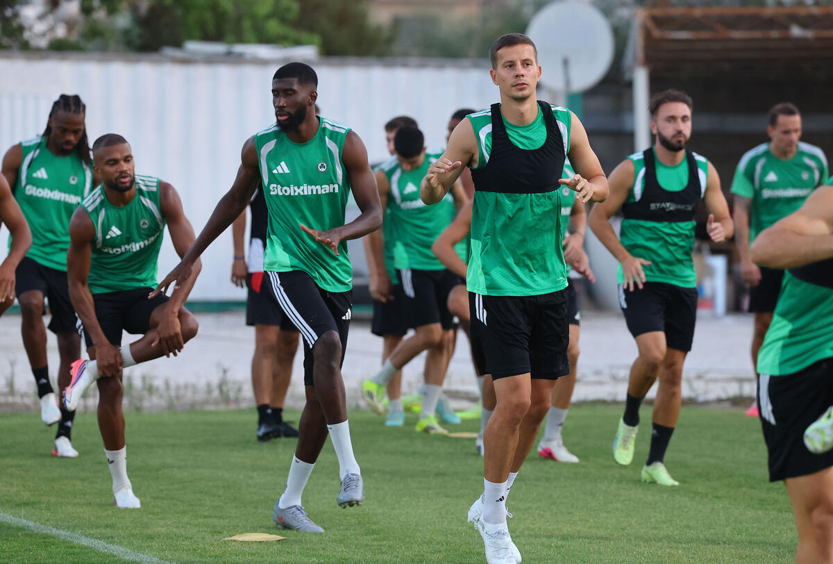 Επίσημο: Η αποστολή της Ομόνοιας - Μέσα ο Άιτινγκ thumb