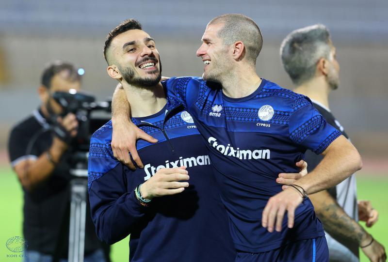 Πλάνα από την προπόνηση της Εθνικής και δηλώσεις Πίττα (ΒΙΝΤΕΟ) thumb