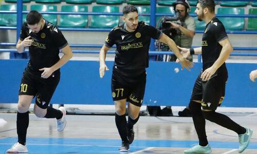Futsal: Εύκολες νίκες για ΑΕΛ και Ομόνοια thumb