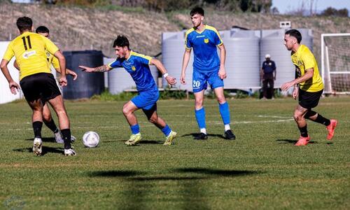 Νίκη της Αναγέννησης Δερύνειας στο ντέρμπι και στο +9 thumb