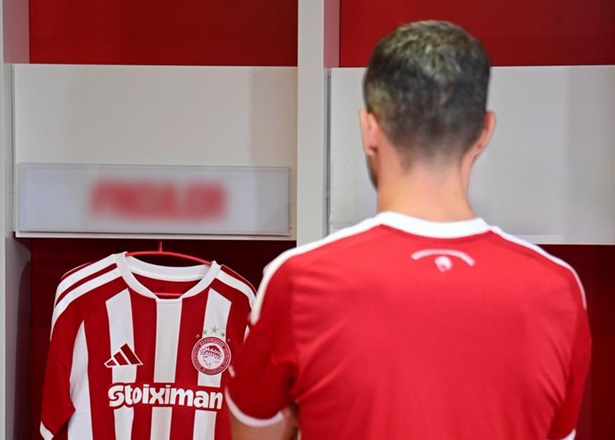 To teaser του Ολυμπιακού για την απόκτηση του Ρέμο Φρόιλερ thumb