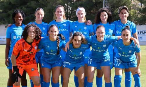 Συνεχίζουν χωρίς απώλειες Άρης και Apollon Ladies thumb