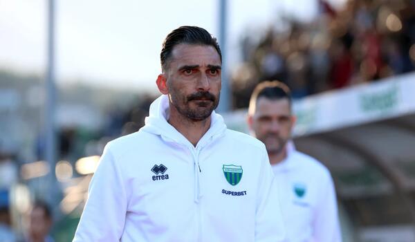 Χαραλάμπους για το αρνητικό ρεκόρ του Λεβαδειακού: «Πίεση; Αγχος; Δεν ξέρω...» image