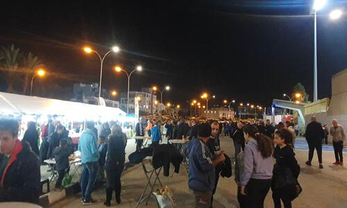 ΦΩΤΟΣ ST: Pre-game με μουσική και... σουβλάκια πριν το ΑΠΟΕΛ! thumb