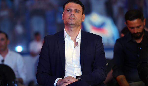 Τους το υποσχέθηκε και το κάνει πράξη! image