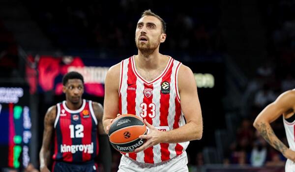 Χωρίς Μιλουτίνοφ η εξάδα ξένων του Ολυμπιακού για τον ημιτελικό του Super Cup image