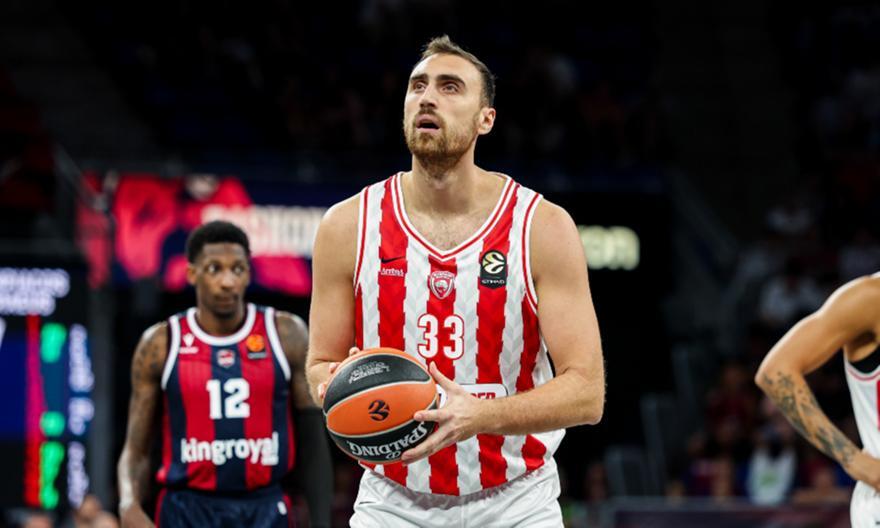 Χωρίς Μιλουτίνοφ η εξάδα ξένων του Ολυμπιακού για τον ημιτελικό του Super Cup thumb