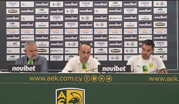 LIVE: Η παρουσίαση του Σεγές από την ΑΕΚ image