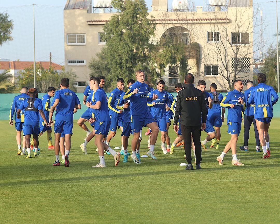 ΜΕ 23 στο 