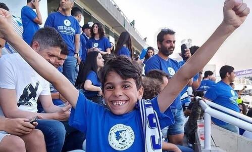 «Ευχαριστούμε που μάθατε στα παιδιά σας να πιστεύουν» thumb