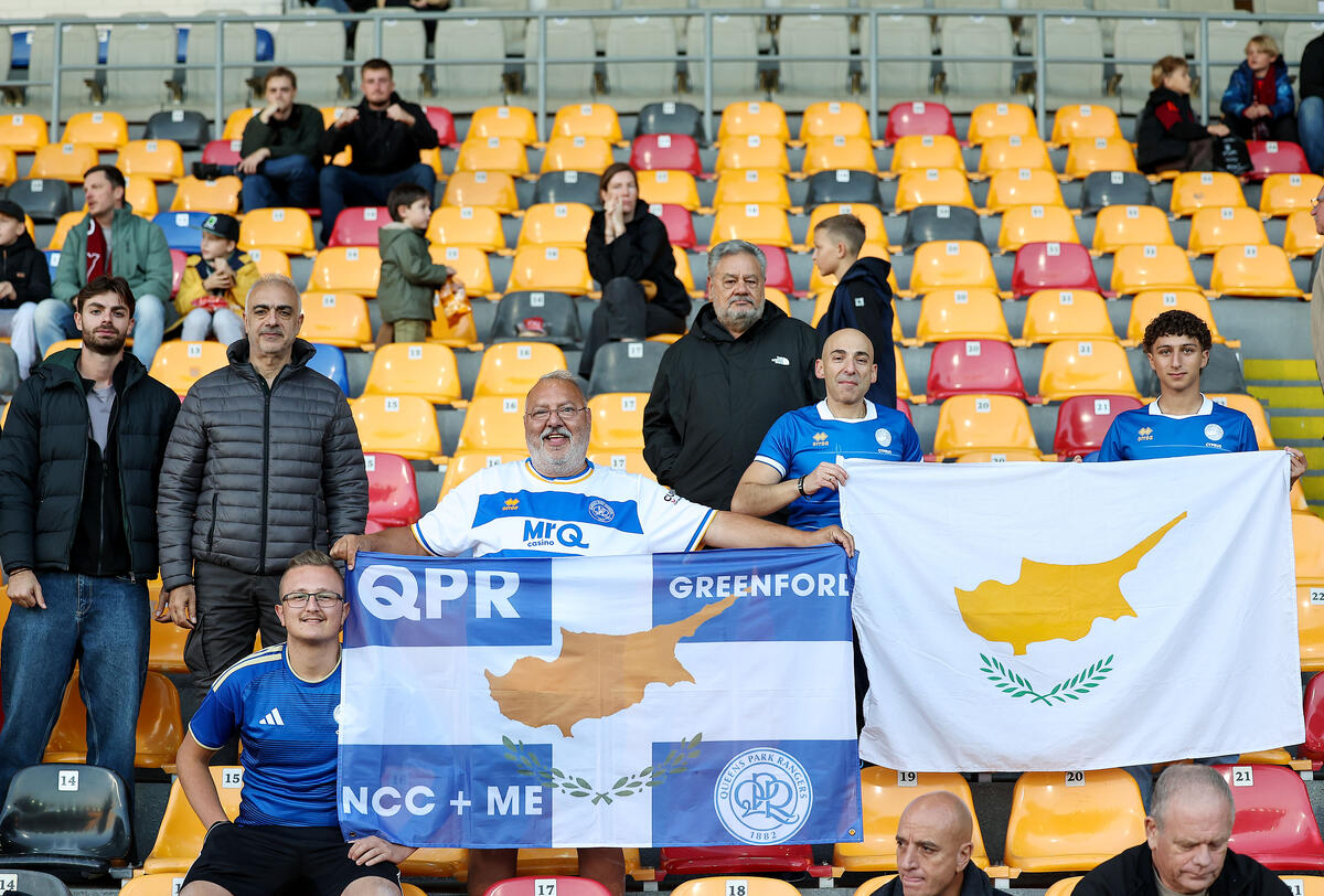 Και η κυπριακή σημαία στο Skonto Stadium thumb