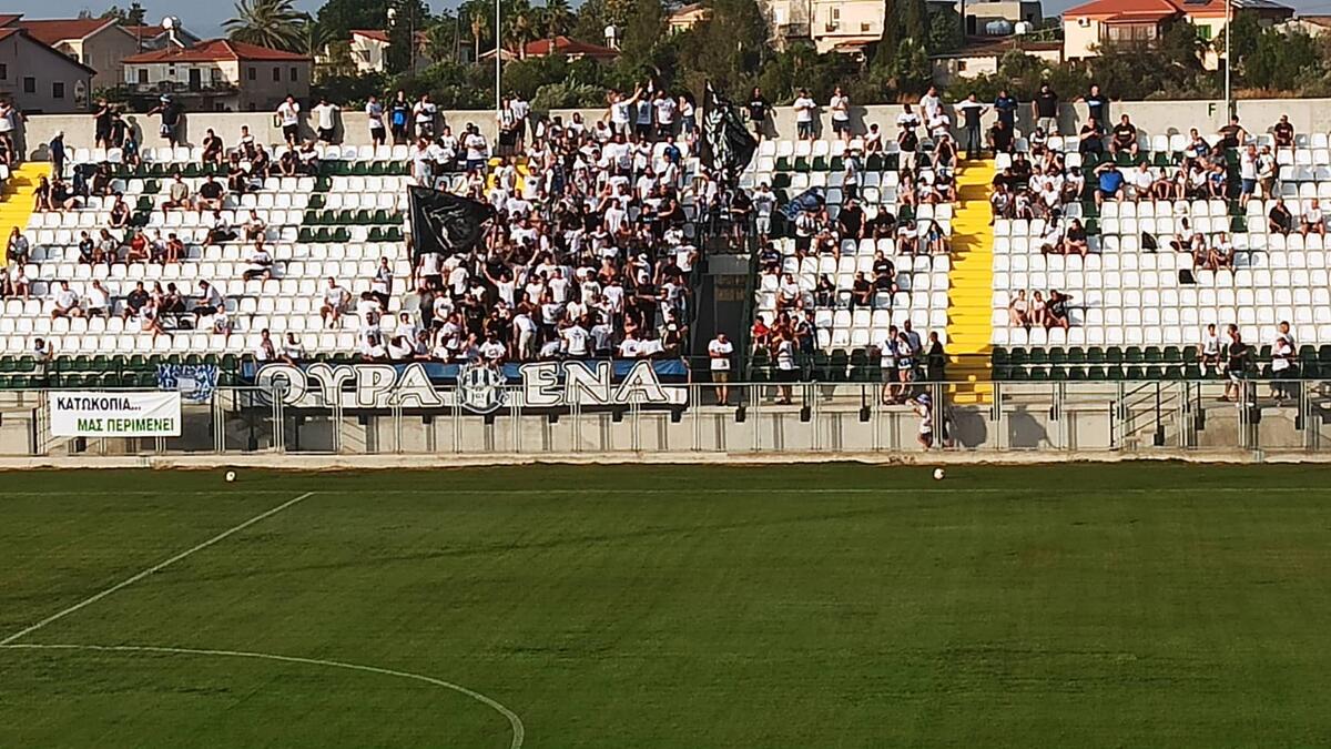 Τρομερή ατμόσφαιρα από τους Απολλωνίστες στο φιλικό με τη Δόξα (video) thumb