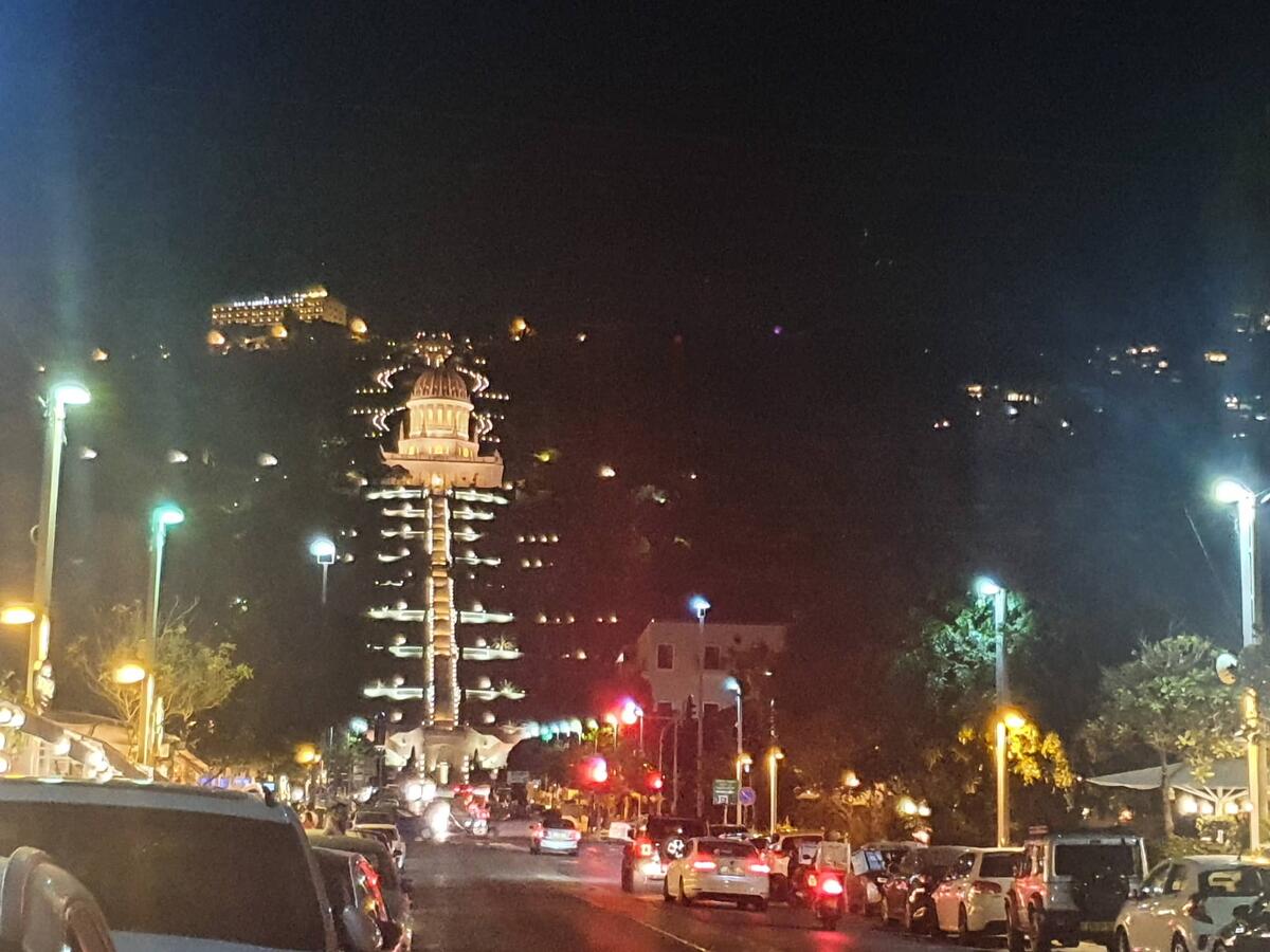 Χάιφα... by night! thumb