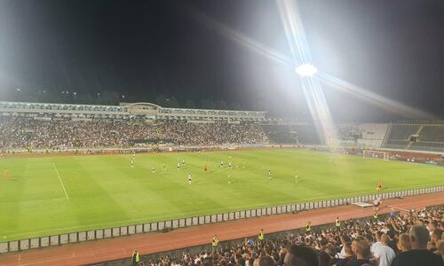 Το σύνθημα ''Κόσοβο-Σερβία'' στο Partizan Stadium (video) thumb