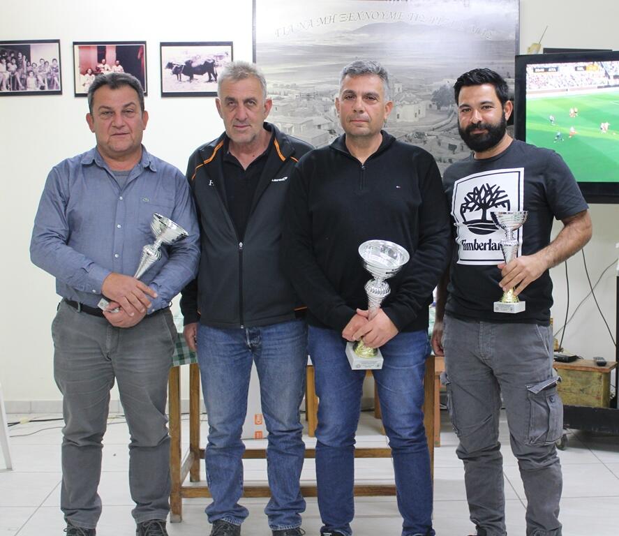 Βραβεύτηκαν οι νικητές του πρώτου αγώνα για το επαρχιακό πρωτάθλημα thumb