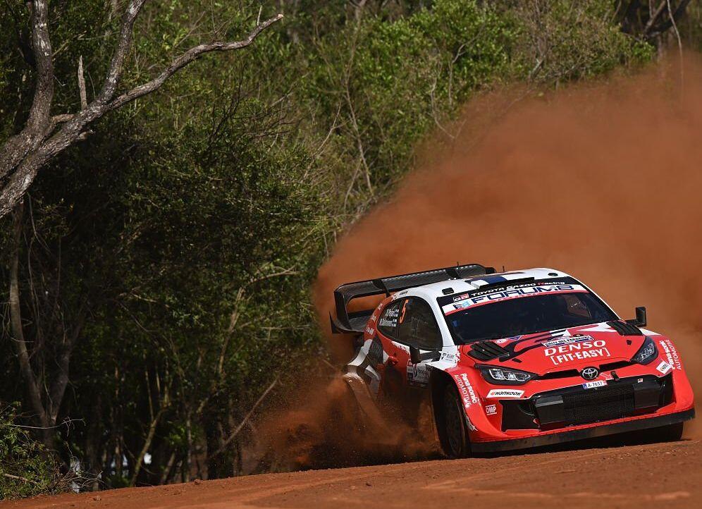 Σοκαριστικό ατύχημα στο ράλι της Παραγουάης: Νίκη για Παγιάρι (Βίντεο) thumb