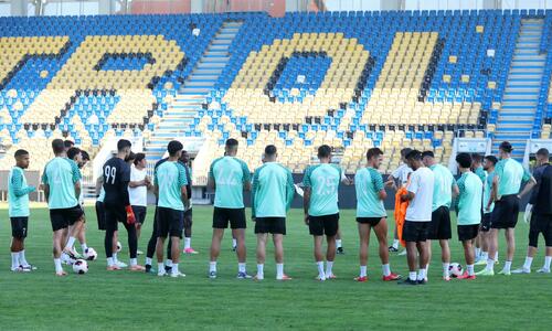 Άλλαξε 3 παίκτες ο Καμορανέζι! thumb