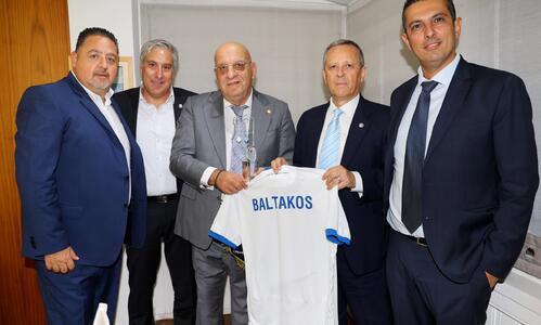 Δεξιώθηκε την ΕΠΟ σε πολύ καλό κλίμα (pics) thumb