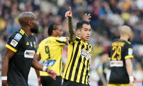Super League: Με Αραούχο στον «τελικό» με Άρη η ΑΕΚ thumb