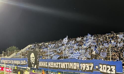 Εντυπωσιακή είσοδος με Κίκη Κωνσταντίνου και Ελληνικές σημαίες (ΦΩΤΟΣ) thumb