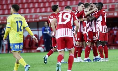 Super League: Ο Ολυμπιακός λύγισε με ανατροπή τον σκληροτράχηλο Παναιτωλικό  thumb