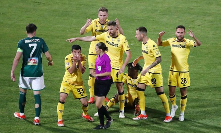 Άρης / Επίσημη καταγγελία στην UEFA για τη Φραπάρ και τον VARίστα thumb