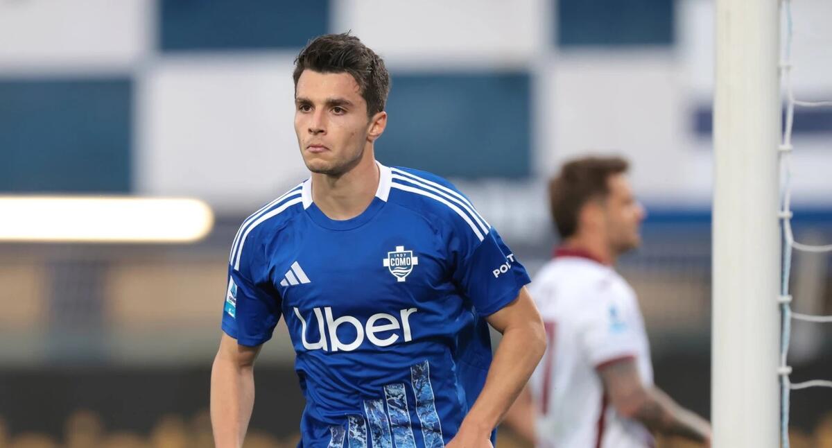 Γιατί η Κόμο μπορεί να αγωνιστεί στο Champions League μόνο με 17 παίκτες; Ο περίεργος κανονισμός thumb