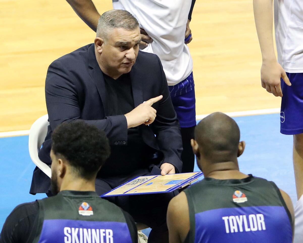 Κωνσταντινίδης στο «τιμόνι» της Εθνικής thumb