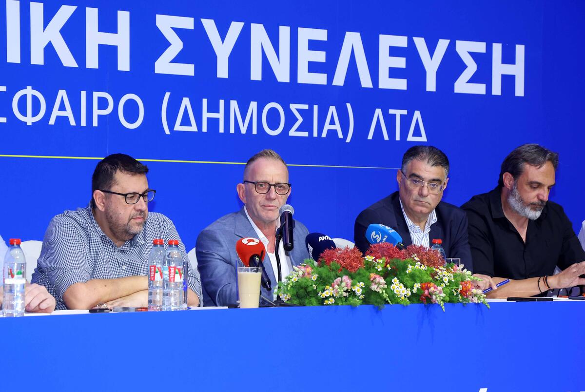 Επανεκλογή Χάρη Φωτίου στην προεδρία του ΑΠΟΕΛ! thumb