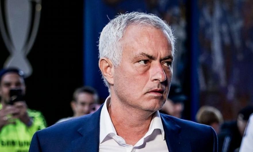 Η Ρεάλ θα πληρώσει 15 εκατ. ευρώ στην Μπενφίκα για Μουρίνιο thumb