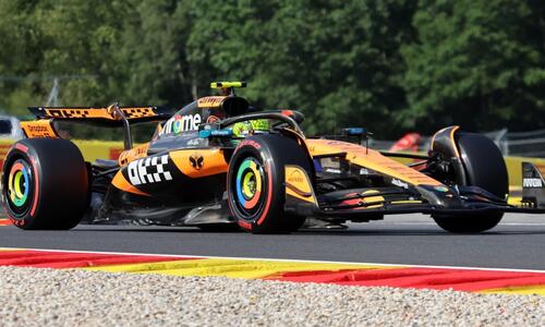 Επέστρεψαν στην κορυφή οι δυο McLaren στο FP1 thumb