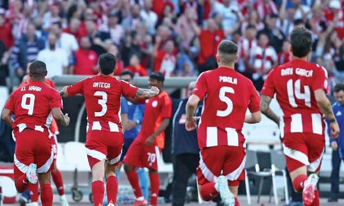 Super League: Σταθερά ανοδική η πορεία των εισιτηρίων thumb