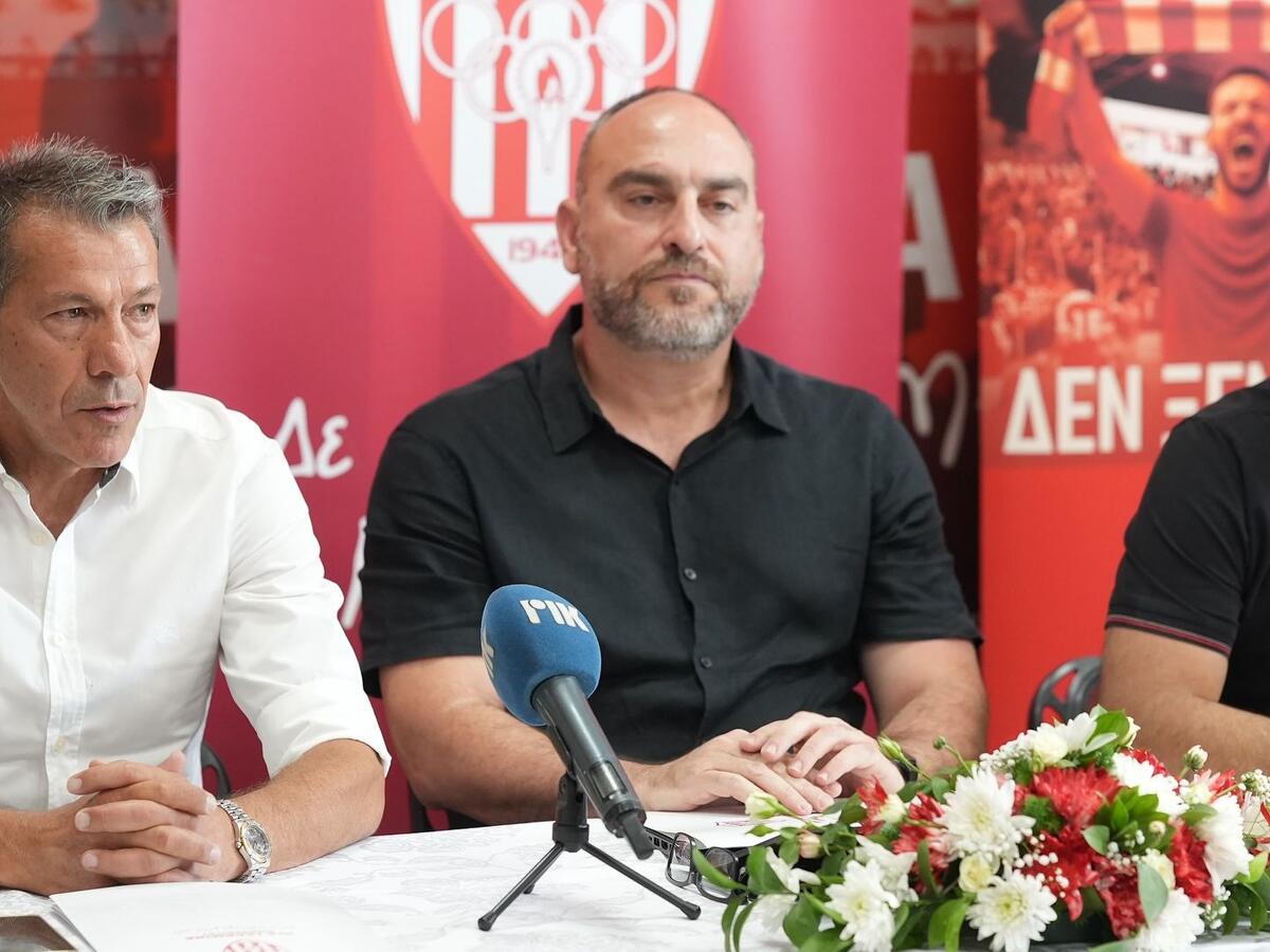 Διοργανώνει επαρχιακές συγκεντρώσεις με σκοπό την ενημέρωση του κόσμου thumb