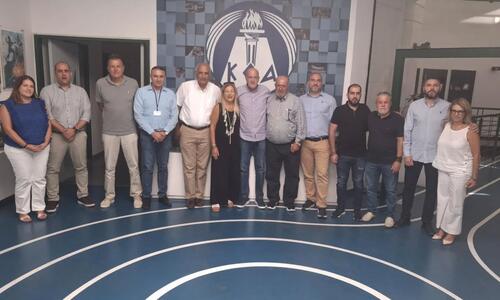 Δέσμευση ΚΟΑ για την αναβάθμιση των γηπέδων των προσφυγικών σωματείων thumb