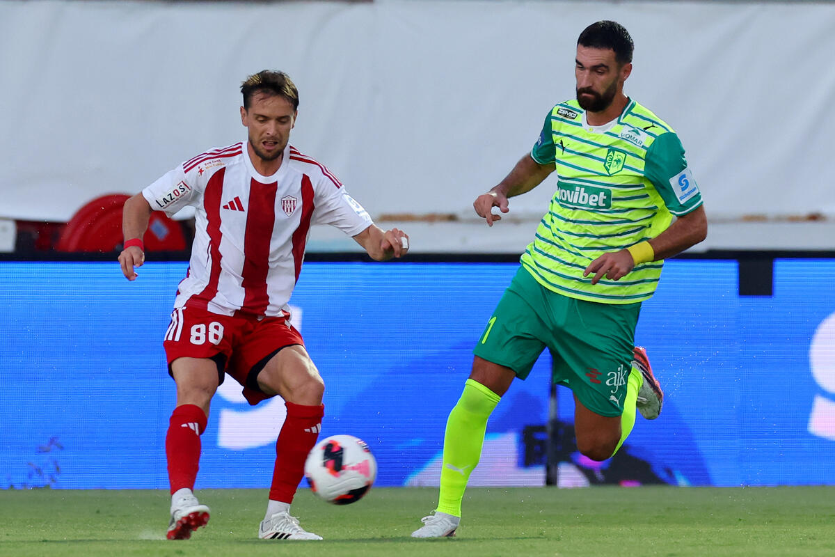LIVE: Νέα Σαλαμίνα - ΑΕΚ 0-2 thumb