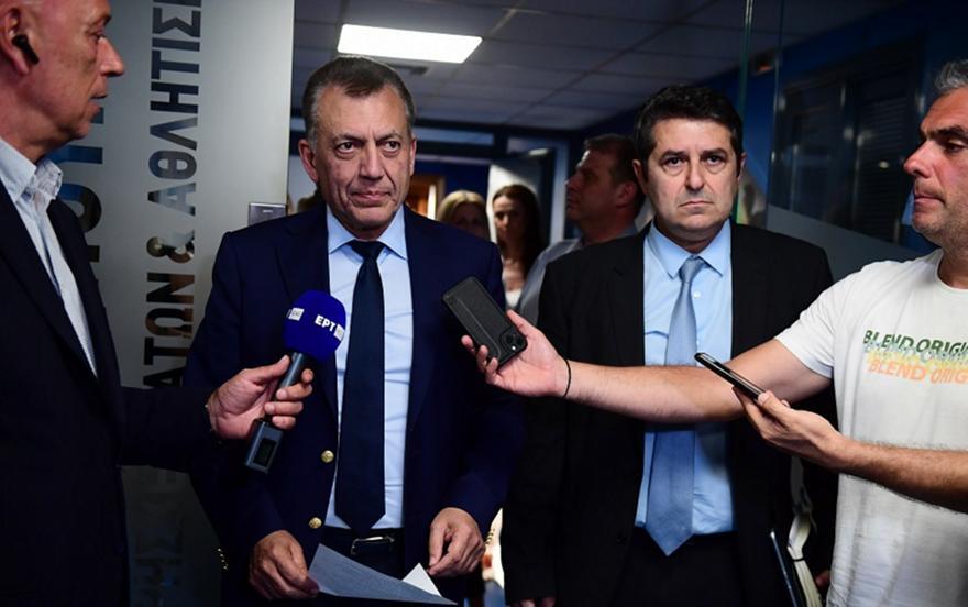 «Οι ιδιοκτήτες των δύο ΚΑΕ δεσμεύτηκαν πως δεν θα παραστούν στα εκτός έδρας ματς» thumb