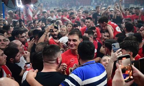 «Σοκαρίστηκα! Βγήκα στο ΣΕΦ μετά την ήττα στο ΟΑΚΑ και νόμιζα ότι μπήκε γκολ στο Καραϊσκάκη»! thumb