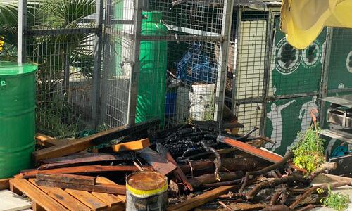Εμπρησμός στο σωματείο της Ομόνοιας (φωτογραφίες) thumb
