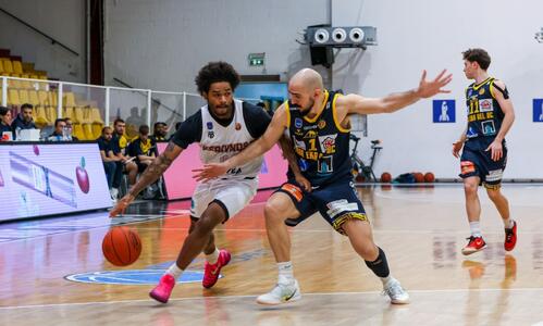 ΕCOMMBX Basket League: Ένας αγώνας σήμερα, δύο αύριο thumb
