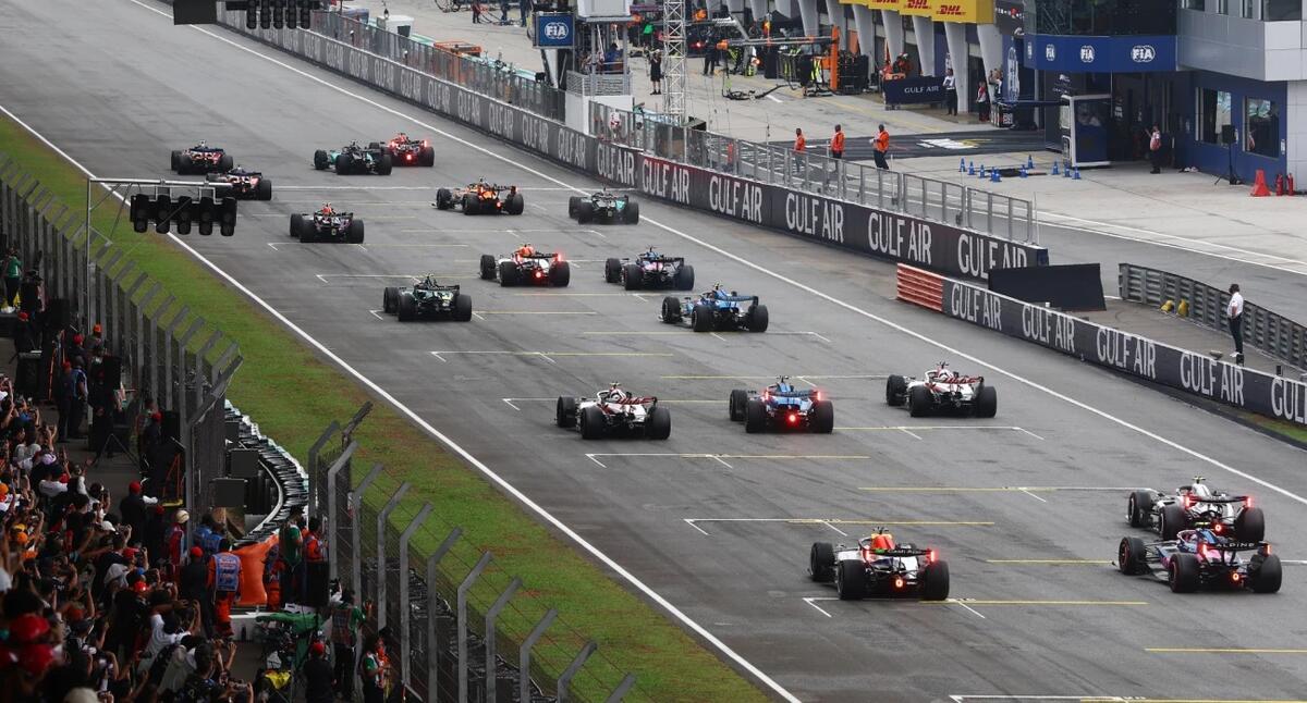 Η FIA έδωσε εξηγήσεις για το... χάος στο grand prix της Μαλαισίας thumb