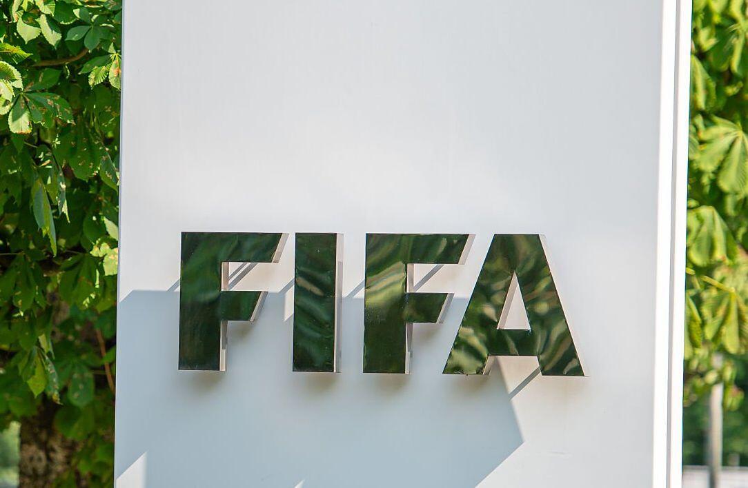Η FIFA προειδοποιεί για προσπάθεια υπονόμευσης του Ινφαντίνο thumb