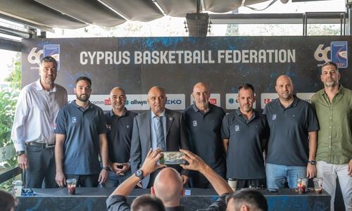 Νέος προπονητής στην Εθνική Ανδρών thumb