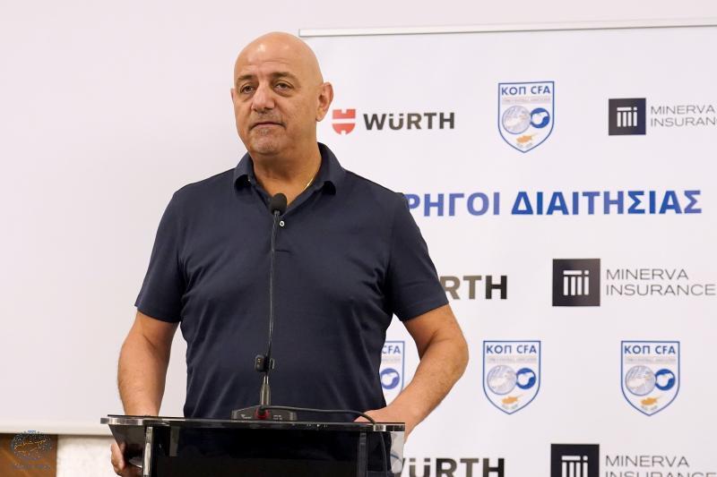 Λοϊζίδης σε διαιτητές: «Συνέπεια και ομοιομορφία στις διαιτητικές αποφάσεις - Δύσκολη η χρονιά, σας θέλουμε πιο δυνατούς» thumb