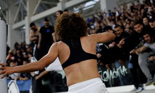 ΓΚΟΛ Ουάρντα: Η αγωνία, το γκολ και το ξέσπασμα βγαλμένα από την εξέδρα  thumb