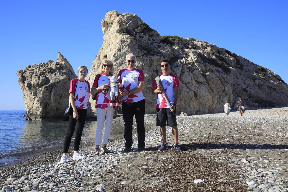Λεμεσό και Πάφο η Queen’s Baton Relay thumb