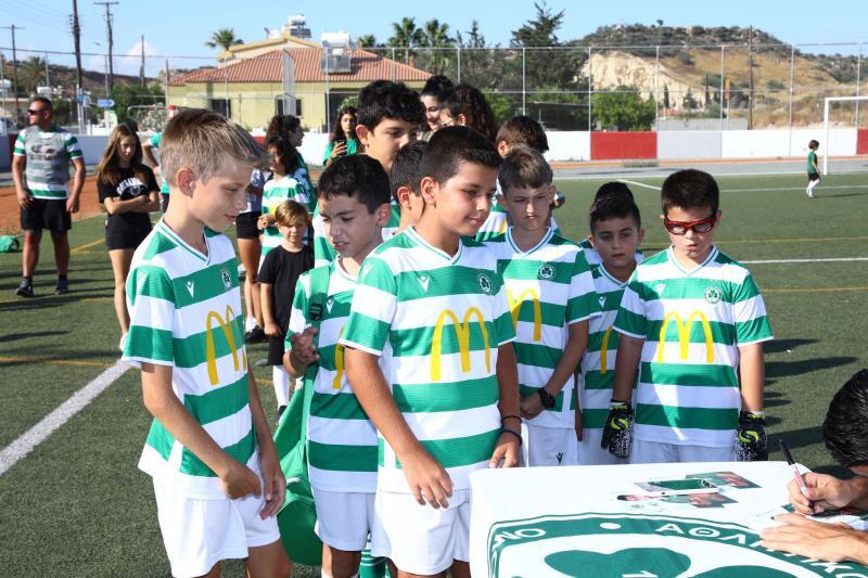 Πολύ όμορφη κίνηση από την Ομόνοια (pics) thumb