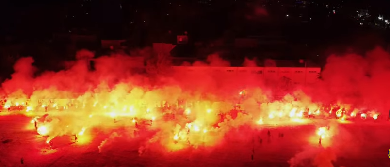 Έκαναν τη νύχτα μέρα οι οργανωμένοι της ΑΕΛ (vid) thumb