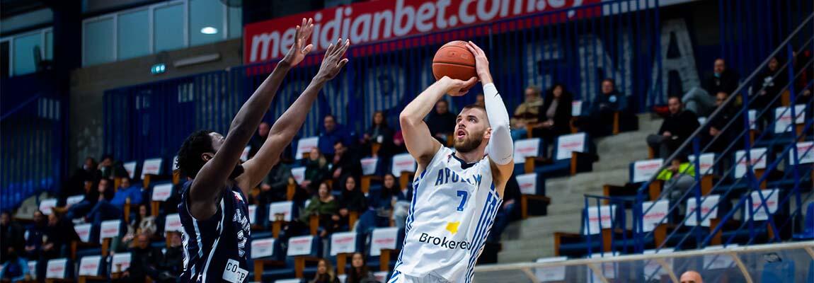 Νίκησε τον Αχιλλέα ο Απόλλωνας... με mvp τον Χόλτον  thumb