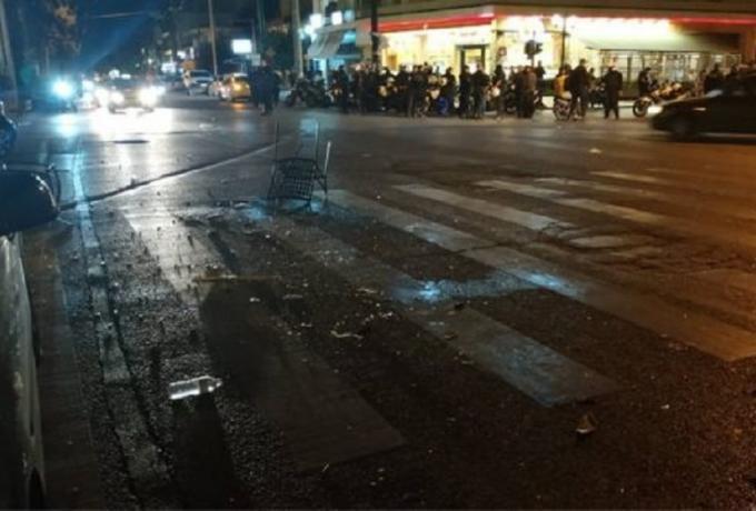 Ένταση και επεισόδια μεταξύ οπαδών και Αστυνομίας thumb